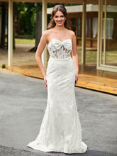 Bow-Front Lace-Embellished Trumpet/Mermaid Gown Ivory