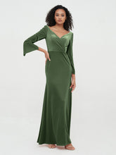 V-neckline Velvet Max Dresses with Long Sleeves Olive Green