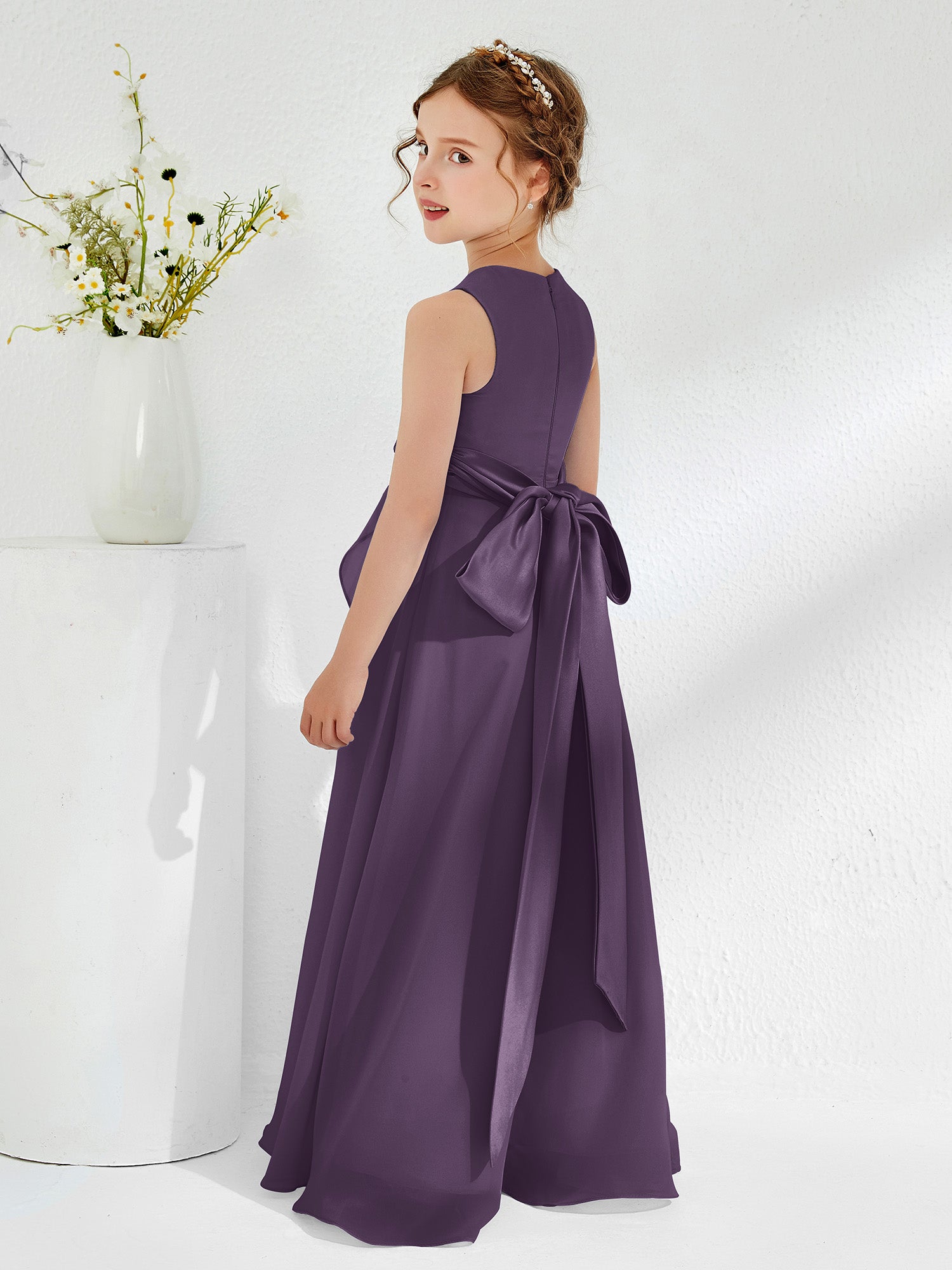Bateau A-line Junior Bridesmaid Gowns with Bow Plum