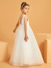 Lace Appliqued A-line Tulle Flower Girl Dress