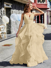 Princess V-Neck Floor-length Tulle Prom Dresses Champagne