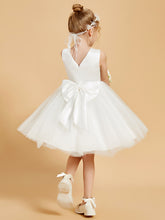 V-Neck Tulle Flower Girl Dresses with Bowknot