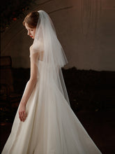 Chic Floor-Length Tulle Bridal Veil