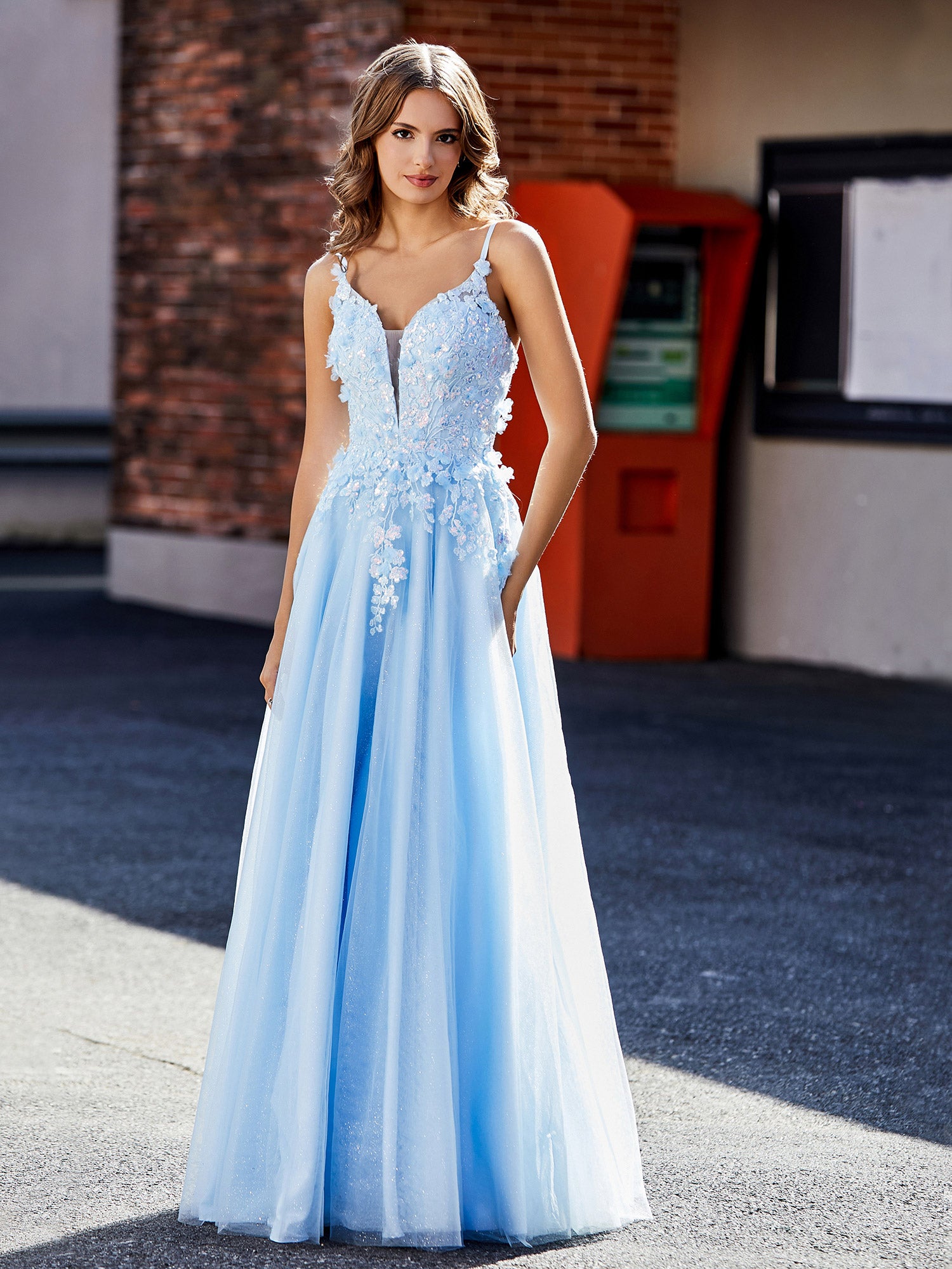V-Neck Flower Appliqued Tulle Prom Dresses Sky Blue