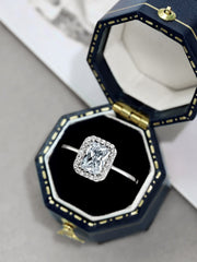 Shiny Rectangle Zircon Engagement Ring in S925