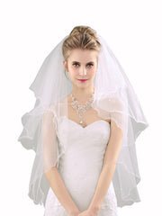 Pearl-Adorned Mid-Length Fishline Veil