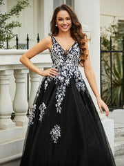 Plunging V-Neck Lace Appliqued Tulle Gown Black