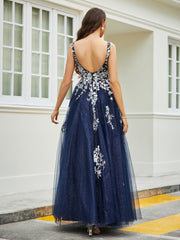 Plunging V-Neck Lace Appliqued Tulle Gown Dark Navy