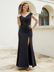 A-line V-Neck Beading Gown Black