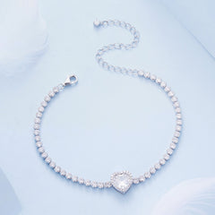 Sparkling Heart Bracelet