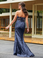 Bow-Front Lace-Embellished Trumpet/Mermaid Gown Dark Navy