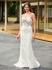 Bow-Front Lace-Embellished Trumpet/Mermaid Gown Ivory