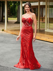 Bow-Front Lace-Embellished Trumpet/Mermaid Gown Red