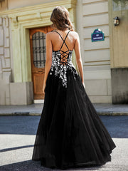 Sweetheart Floor-length Lace Appliqued Gown Black