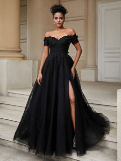 A-Line Lace Sweep Train Wedding Dress Black