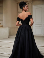 A-Line Lace Sweep Train Wedding Dress Black