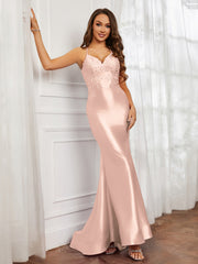 V-neck  Appliqued Spaghetti Straps Mermaid Prom Dress Pearl Pink Plus Size