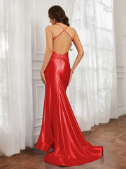 V-neck  Appliqued Spaghetti Straps Mermaid Prom Dress Red