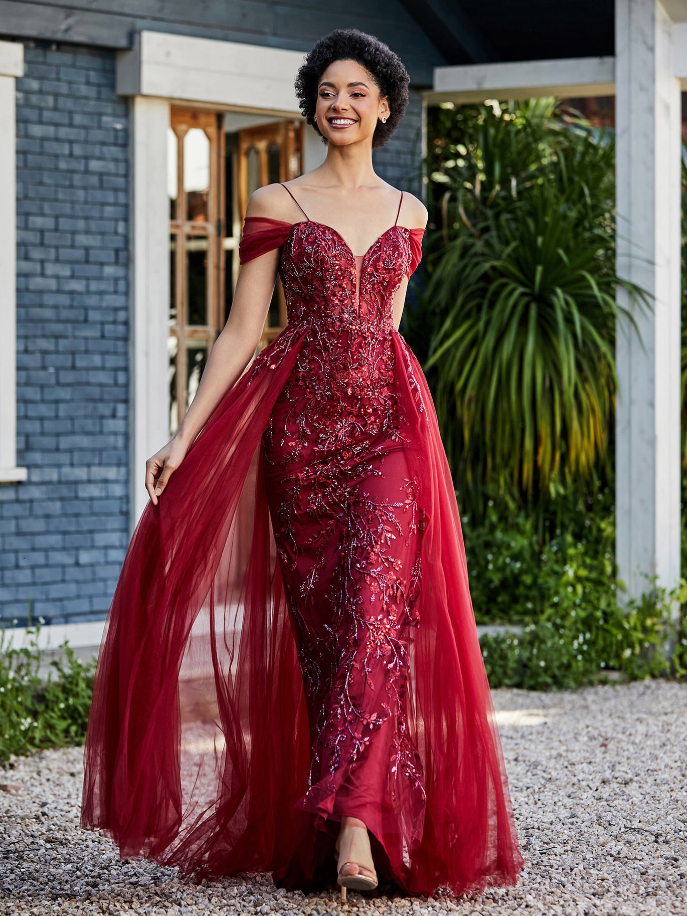 Red Prom Dresses - Passion & Grace in Red Shades  BABARONI UK