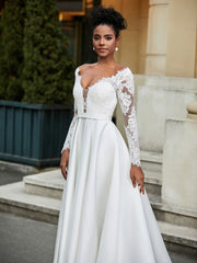 Backless Long Sleeve Wedding Dress With Button Ivory