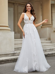 A-Line Lace Appliqued Tulle Wedding Dress Champagne