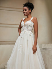 V-neck Flower Appliqued Tulle Wedding Dress Ivory