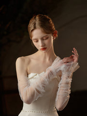 Graceful Tulle Bridal Gloves with Long Pearled Elegance