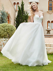 Sweetheart Tulle Sweep Train Wedding Dress Ivory