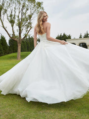 Sweetheart Tulle Sweep Train Wedding Dress Ivory