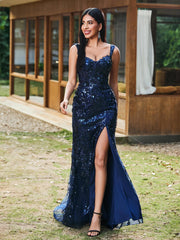Sheath/Column Sparkling Sequins Gown with Slit Dark Navy