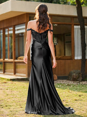 Mermaid Lace Appliqué Ruched Gown with Side Slit Black
