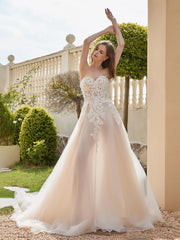 Sweetheart Tulle Wedding Dress with Sequins Champagne