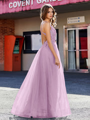 Spaghetti Straps V-neck Tulle Prom Dresses Wisteria Plus Size