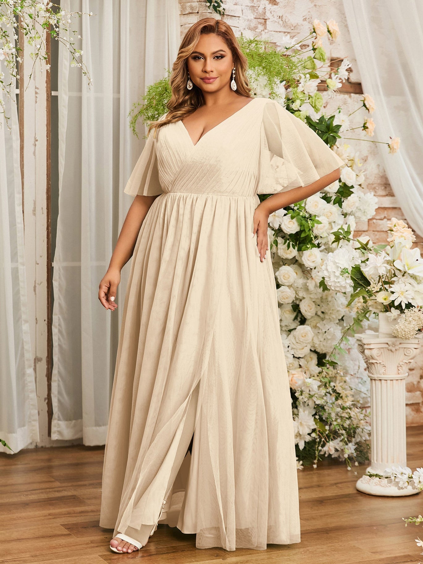 BABARONI Tulle Champagne Bridesmaid Dresses A-line V-neck Sleeveless Floor-length With Slit BABARONI UK BABARONI Tulle Champagne Bridesmaid Dresses A-line V-neck Sleeveless Floor-length With Slit BABARONI UK