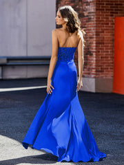 V-Neck Sweep Train Satin Prom Dresses With Pleated Royal Blue
