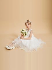 Elegant Sleeveless Scoop Neck Lace Flower Girl Dress