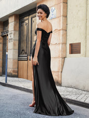 Off-the-shoulder Sweep Train Stretch Satin Prom Dresses Black Plus Size