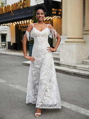 V-Neck Lace Appliqued Sweep Train Wedding Dress White