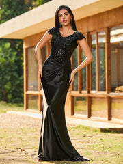 V-neck Mermaid Sweep Train Satin Prom Dresses Black