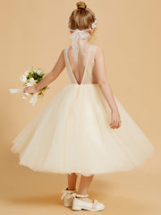 Elegant Flower Girl Dresses Enhanced with Tulle and Appliqued Accents