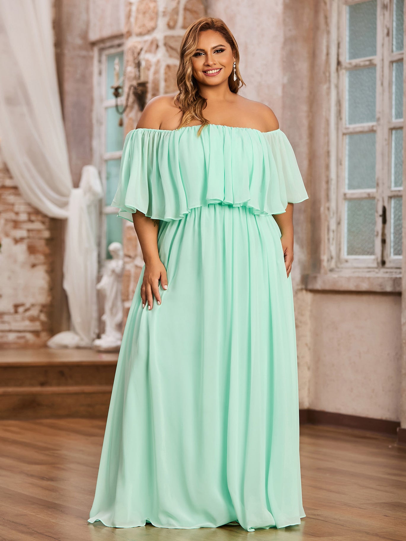 Plus Size Bridesmaid Dresses & Gowns | BABARONI  BABARONI UK