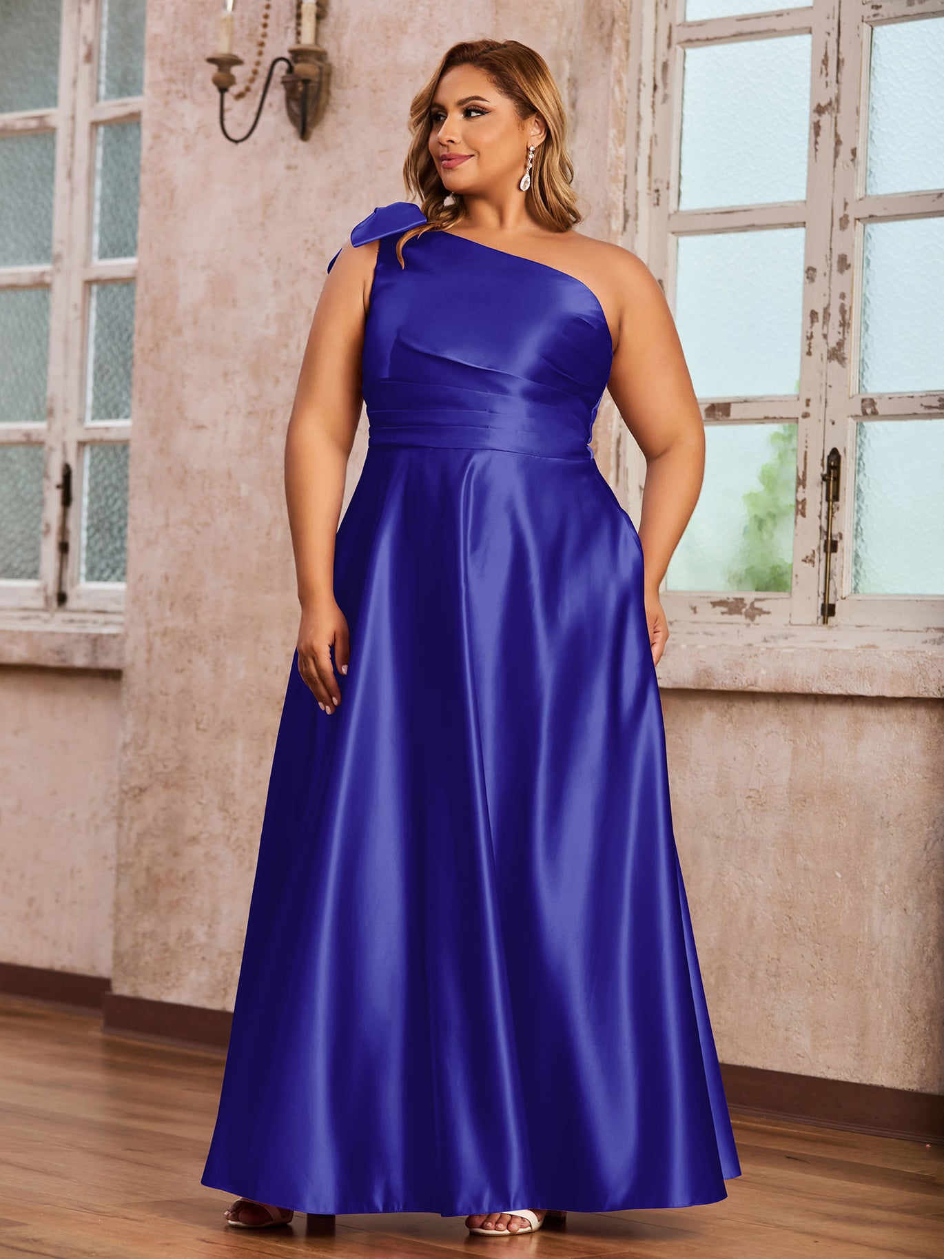 plus size royal blue bridesmaid dresses uk Plus Size Electric Blue Bridesmaid Dresses Royal Blue Bridesmaid Dress With Lace Keyhole Back Designer Bridesmaid